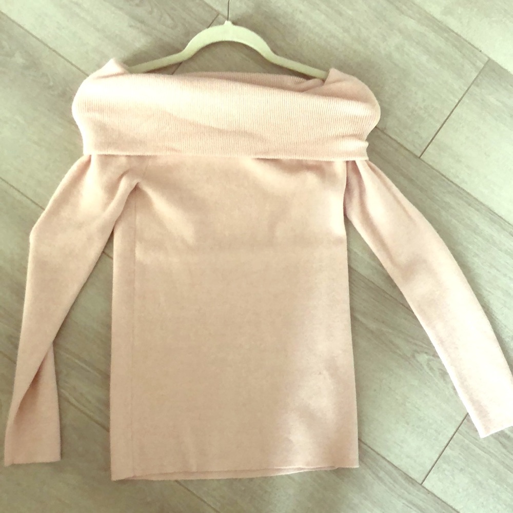 Pink chic turtleneck